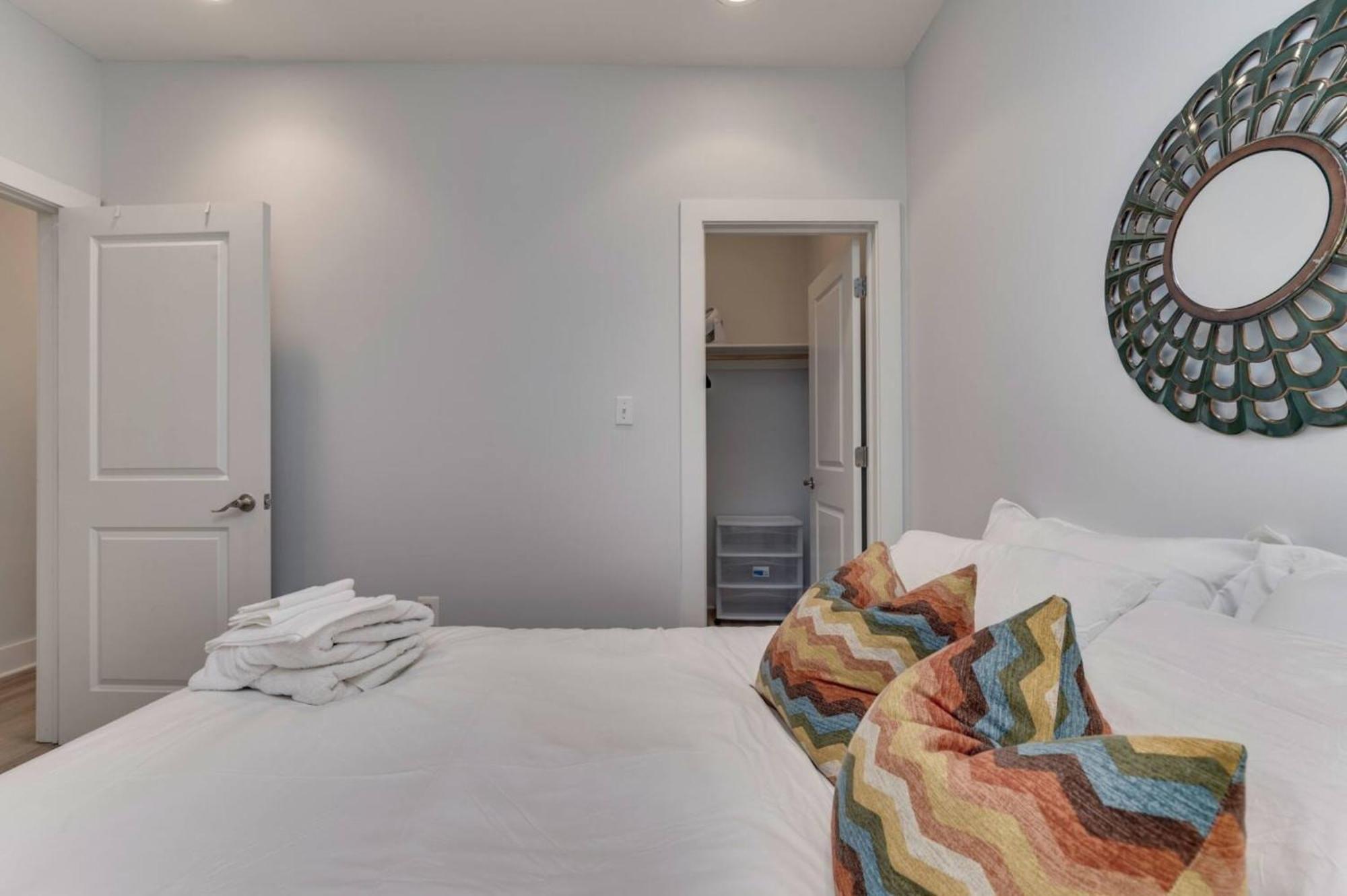 Luxe 2Bd2Ba Townhouse In Hip Area - Near Metro Washington Exterior foto
